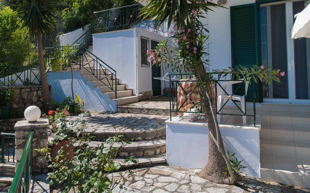 Bella Casa Studios Frínion Екстериор снимка