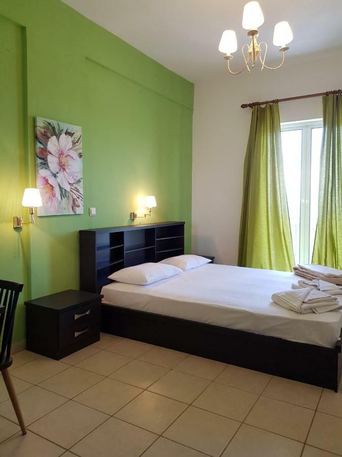 Bella Casa Studios Frínion Екстериор снимка